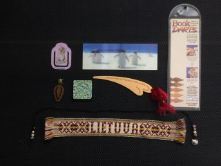Bookmarks in metal, fabric, or with magnets